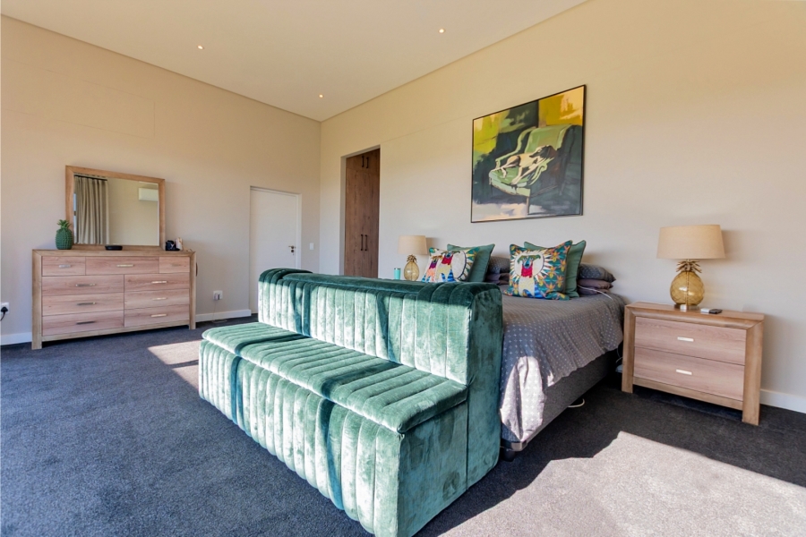 4 Bedroom Property for Sale in Myburgh Park Western Cape